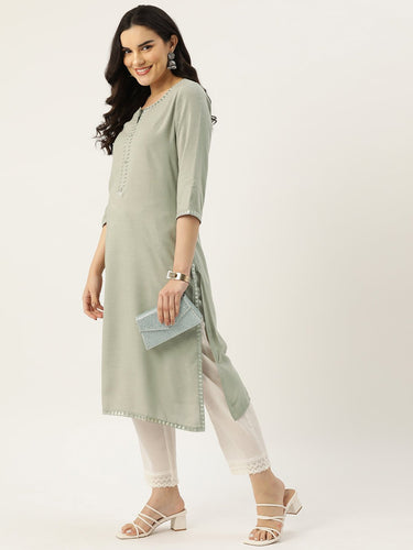 Women Geometric Yoke Design Embroidered Thread Work Kurta - RueCollections